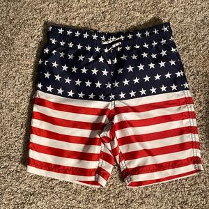 Old Navy patriotic swim trunks size 6/7